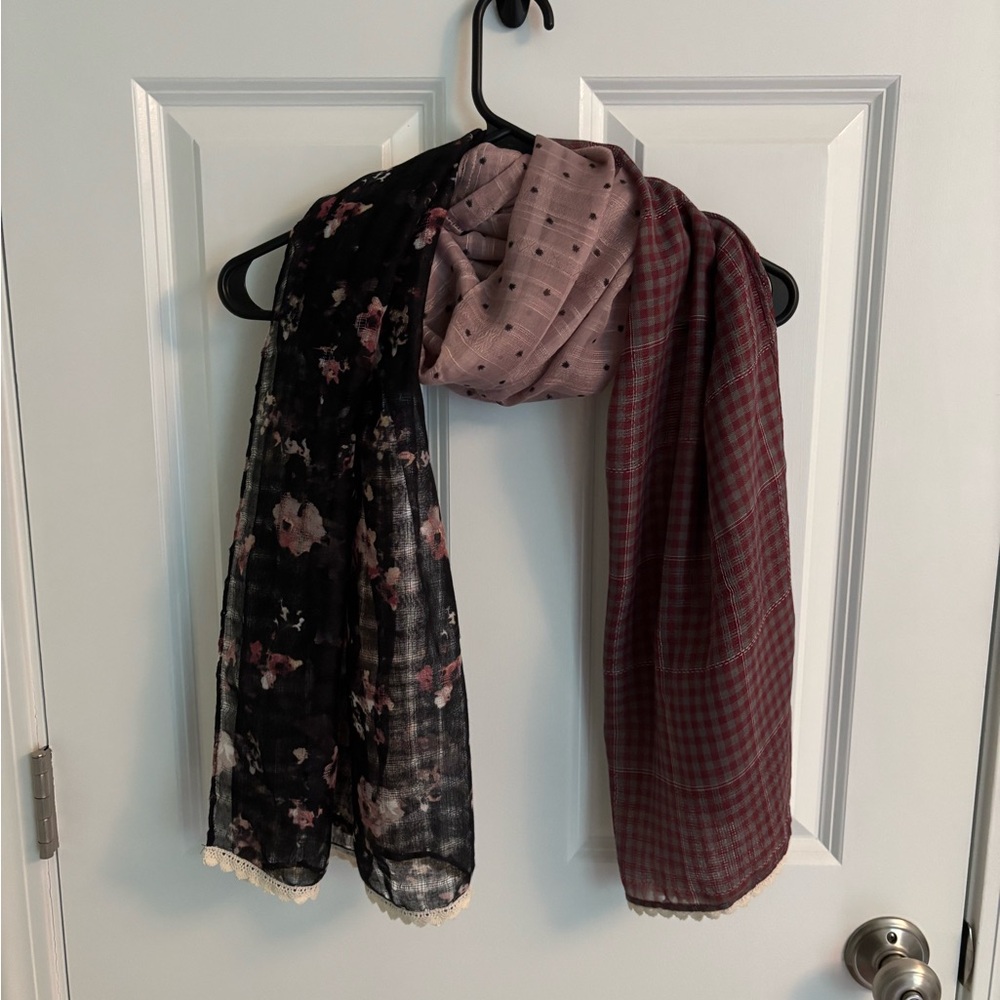 Multi Pattern Black & Burgundy Scarf